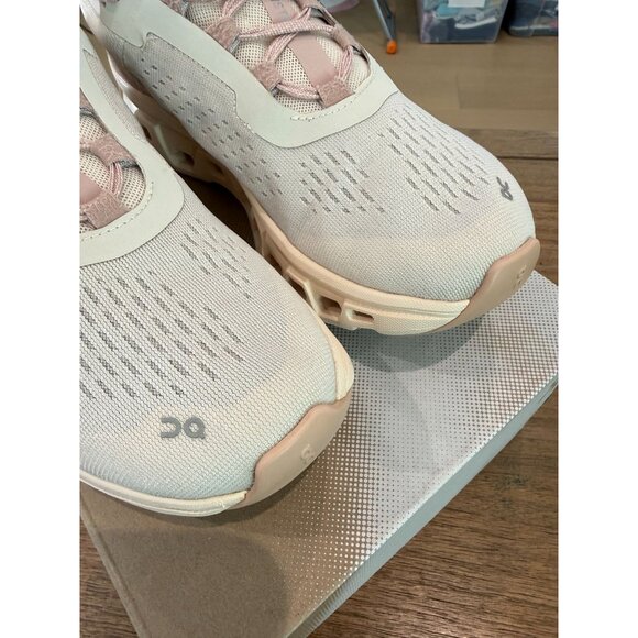 Women's Cloudmonster Sneakers, size 7.5 - Picture 7 of 11